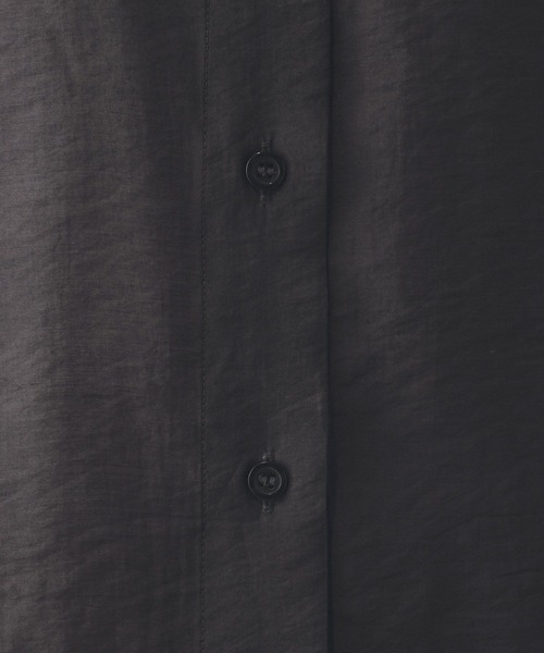 GLOBAL WORK(グローバルワーク)の「シルキータッチシアークロップドシャツ/636682(シャツ/ブラウス・レディース・ピンク/スミクロ/サックスブルー/グレイッシュベージュ・LARGE/MEDIUM/SMALL)」の15枚目の写真