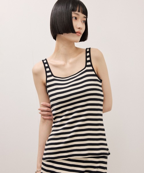 ADAM ET ROPE'(アダムエロペ)の「【Miller for ADAM ET ROPE'】別注 スクエアタンク(タンクトップ・レディース・ブルー/キナリ・FREE)」の1枚目の写真