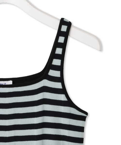 ADAM ET ROPE'(アダムエロペ)の「【Miller for ADAM ET ROPE'】別注 スクエアタンク(タンクトップ・レディース・ブルー/キナリ・FREE)」の17枚目の写真