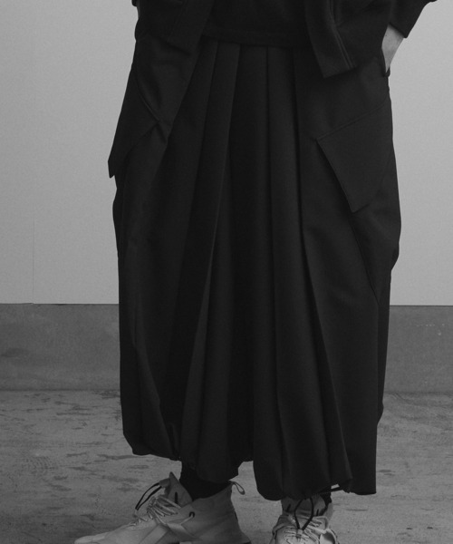 和ROBE(ワローブ)の「2026春 和ROBE / SPRING TECH HAKAMA(その他パンツ・メンズ・グレー/ブラック・2/3)」の5枚目の写真