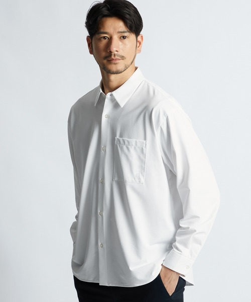 LANVIN en Bleu(ランバンオンブルー)の「イージーケア ワンポイントロゴ 長袖シャツ(シャツ/ブラウス・メンズ・ネイビー/ホワイト/サックスブルー・48/46/52/50)」の1枚目の写真