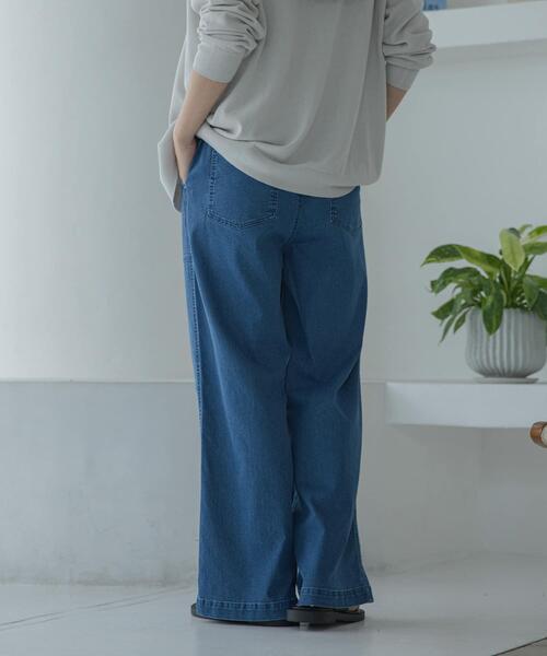 URBAN RESEARCH Sonny Label（アーバンリサーチサニーレーベル）の「接触冷感デニムベイカーパンツ（デニムパンツ・レディース・インディゴブルー/ライトインディゴブルー・36/38）」の5枚目の写真