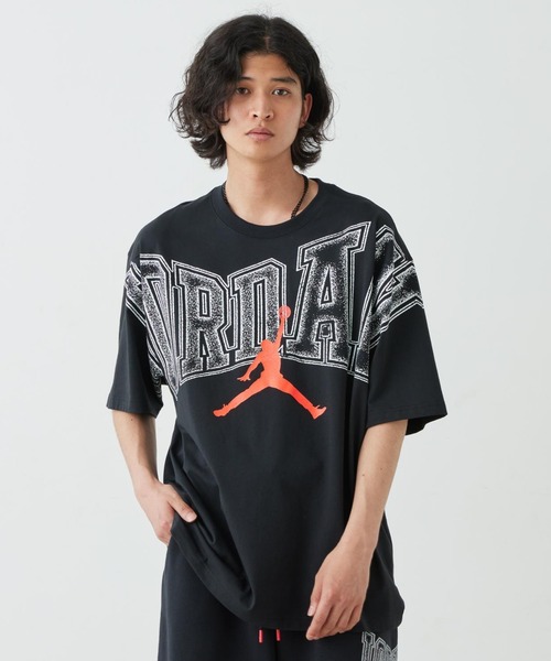 JORDAN BRAND(ジョーダンブランド)の「《セットアップ対応商品》ジョーダン メンズ グラフィック Tシャツ / Jordan Men's Graphic T-Shirt IQ0708-010 Black(Tシャツ/カットソー・メンズ・ブラック・M/S/2XL/L/XL)」の1枚目の写真
