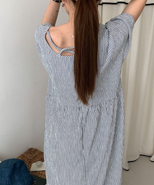 2ly2(トゥーリートゥー)の「ストライプロングワンピース レディース 半袖 ゆったり フレアワンピ(ワンピース・レディース・ブラック/ブルー・FREE)」の12枚目の写真