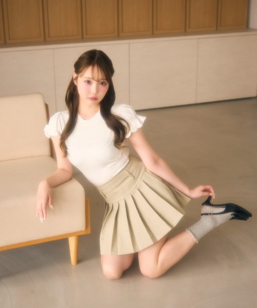 miune(ミューヌ)の「パフスリーブロゴTee(Tシャツ/カットソー・レディース・ホワイト/ブラック/チャコールグレー・FREE)」の6枚目の写真