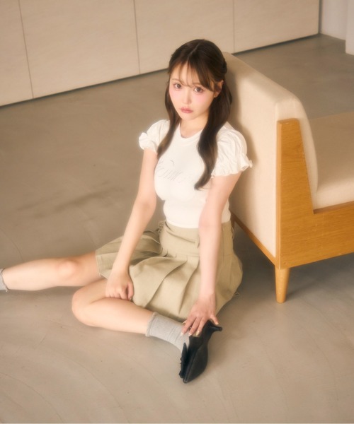 miune(ミューヌ)の「パフスリーブロゴTee(Tシャツ/カットソー・レディース・ホワイト/ブラック/チャコールグレー・FREE)」の10枚目の写真