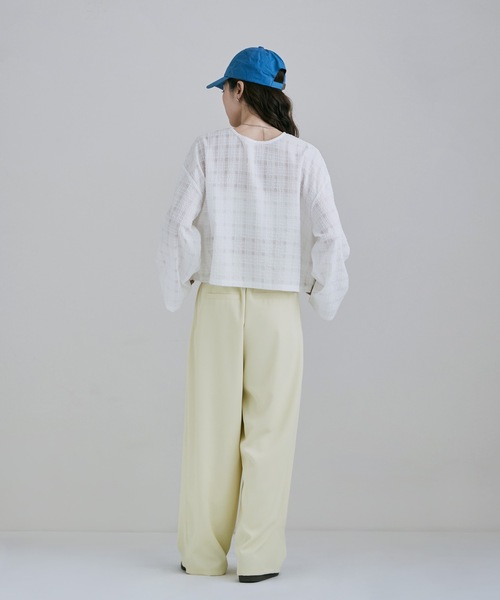 etoll.(エトル)の「2wayチェック柄シアーブラウス(Tシャツ/カットソー・レディース・ホワイト/ネイビー/キャメル・M)」の7枚目の写真