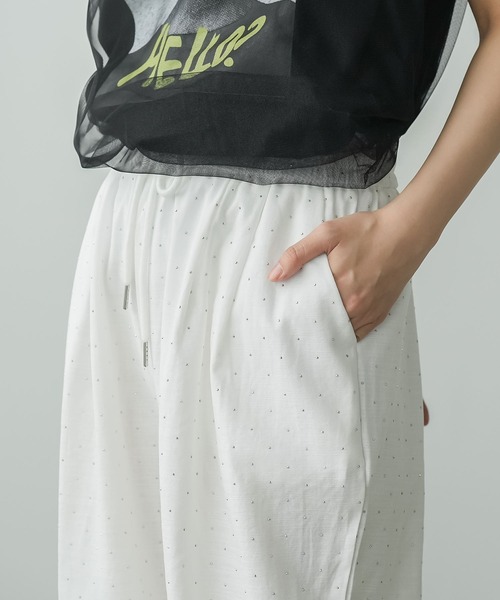 mili an deni(ミリアンデニ)の「シャイニードットイージーパンツ(その他パンツ・レディース・サックスブルー/アイボリー/ブラック・M)」の20枚目の写真