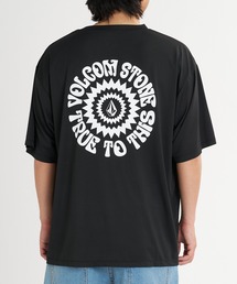 VOLCOM（ボルコム）の「VOLCOM メンズ SUN BURST SS RASH TEE サーフTシャツ 【2026年夏モデル】（Tシャツ/カットソー）」