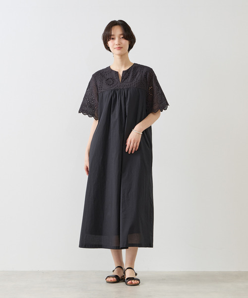 MELROSE claire(メルローズ クレール)の「【スカラップ刺しゅう切替スキッパーワンピース】(ワンピース・レディース・ロイヤルブルー/ブラック・FREE)」の18枚目の写真
