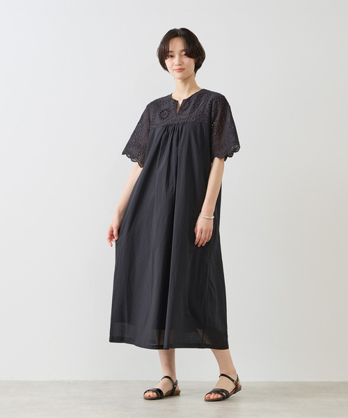 MELROSE claire(メルローズ クレール)の「【スカラップ刺しゅう切替スキッパーワンピース】(ワンピース・レディース・ロイヤルブルー/ブラック・FREE)」の19枚目の写真