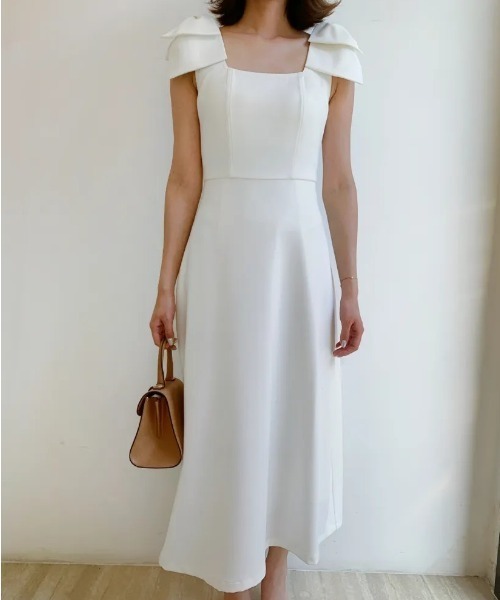 BIRTHDAY BASH(バースデイバッシュ)の「NINA RIBBON DRESS(ニーナリボンドレス)(ワンピース・レディース・ホワイト/ブラック・MEDIUM/SMALL)」の8枚目の写真