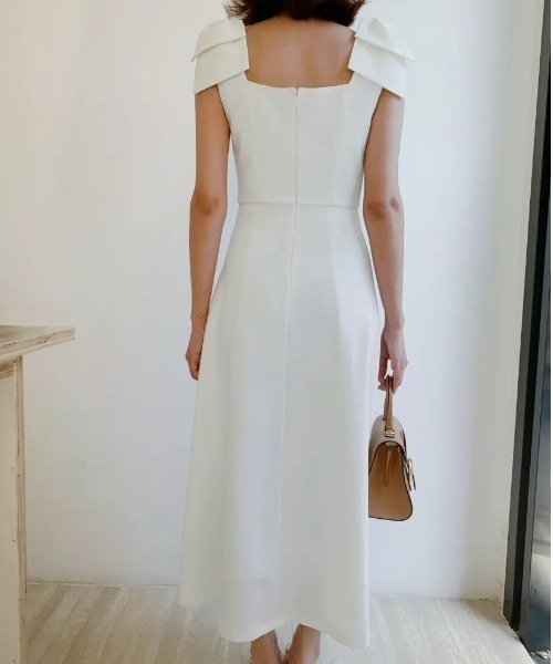 BIRTHDAY BASH(バースデイバッシュ)の「NINA RIBBON DRESS(ニーナリボンドレス)(ワンピース・レディース・ホワイト/ブラック・MEDIUM/SMALL)」の9枚目の写真