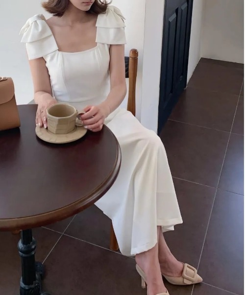 BIRTHDAY BASH(バースデイバッシュ)の「NINA RIBBON DRESS(ニーナリボンドレス)(ワンピース・レディース・ホワイト/ブラック・MEDIUM/SMALL)」の11枚目の写真