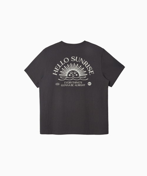HELLO SUNRISE(ハローサンライズ)の「HS OG Logo Tee_Charcoal(Tシャツ/カットソー・レディース・ダークグレー・LARGE/MEDIUM/SMALL/X-LARGE)」の3枚目の写真