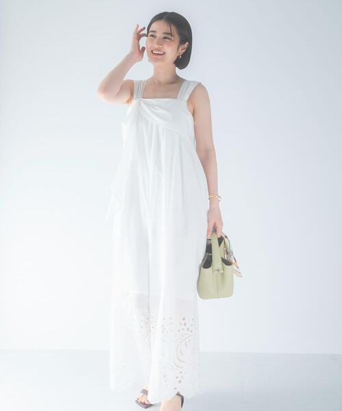 URBAN RESEARCH ROSSO WOMEN（アーバンリサーチ　ロッソ）の「コットンエンブロイダリーオールインワン（その他パンツ・レディース・ホワイト/ブラック・36/38）」の17枚目の写真