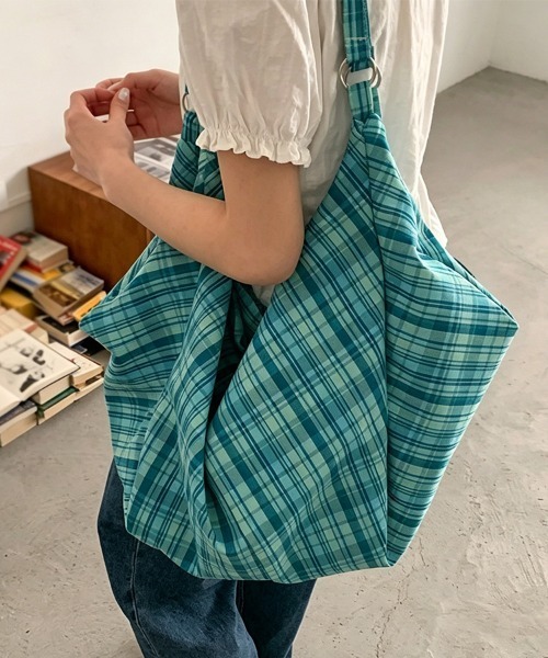 ONEP STAR（ワンピスター）の「チェック柄ショルダーバッグ（ショルダーバッグ・レディース・グリーン/イエロー/ターコイズブルー・FREE）」の10枚目の写真