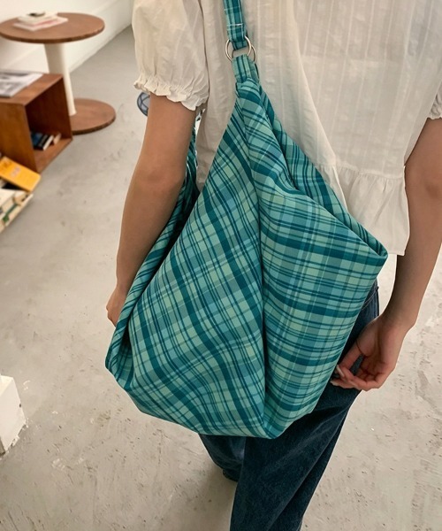 ONEP STAR（ワンピスター）の「チェック柄ショルダーバッグ（ショルダーバッグ・レディース・グリーン/イエロー/ターコイズブルー・FREE）」の11枚目の写真