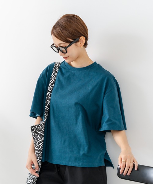 fort point(フォーポイント)の「【C-FORTPOINT/フォートポイント】【ベルスリーブで魅せる、大人のこなれTシャツ。】ベルスリーブ オーバーサイズTシャツ 綿100% 華奢見え ゆったり 二の腕カバー(Tシャツ/カットソー・レディース・ブラック/ブルー/グリーン/オフホワイト・FREE)」の21枚目の写真