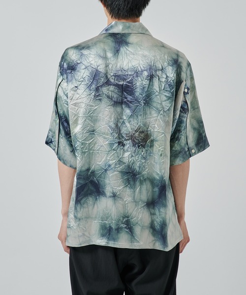 UJOH（ウジョー）の「【UJOH HOMME】Slit Sleeve Open Collar Shirt（シャツ/ブラウス・メンズ・ライトグレー/ダークグレー・5/4）」の6枚目の写真