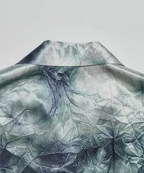 UJOH（ウジョー）の「【UJOH HOMME】Slit Sleeve Open Collar Shirt（シャツ/ブラウス・メンズ・ライトグレー/ダークグレー・5/4）」の8枚目の写真
