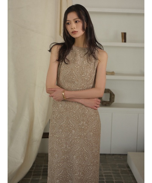 anuans(アニュアンス)の「パイピングジャガードワンピース(ワンピース・レディース・ブラック/ベージュ・SMALL/MEDIUM)」の21枚目の写真