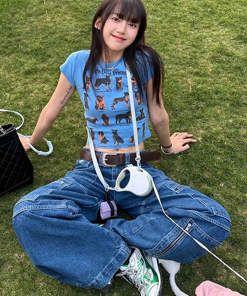 AsheKsha（アシクシャ）の「犬柄クロップドTシャツ（Tシャツ/カットソー・レディース・ブルー・M）」の6枚目の写真