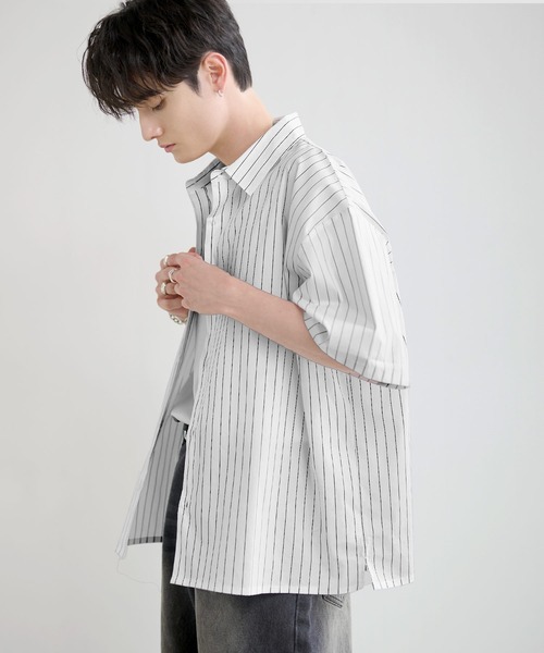 LILL(リル)の「リラクシングピンストライプレギュラーカラーハーフスリーブシャツ(シャツ/ブラウス・メンズ・ホワイト/サックスブルー/ブラック・L/M/S/XL)」の5枚目の写真