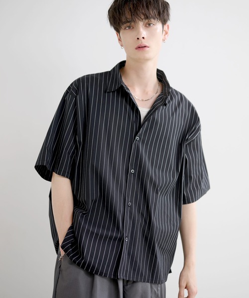 LILL(リル)の「リラクシングピンストライプレギュラーカラーハーフスリーブシャツ(シャツ/ブラウス・メンズ・ホワイト/サックスブルー/ブラック・L/M/S/XL)」の16枚目の写真