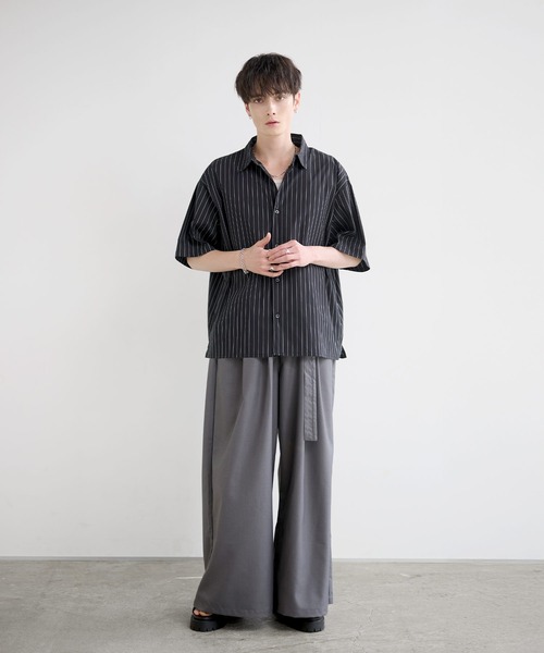LILL(リル)の「リラクシングピンストライプレギュラーカラーハーフスリーブシャツ(シャツ/ブラウス・メンズ・ホワイト/サックスブルー/ブラック・L/M/S/XL)」の20枚目の写真