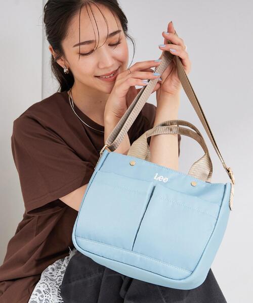 SHOO・LA・RUE(シューラルー)の「【Lee別注/撥水】フロント立体ポケットトートバッグ【2WAY】(トートバッグ・レディース・ブラック/グレー/アイボリー/ライトパープル/ピンク系その他2/ブラック系7/ブラウン系/ネイビー系5/サックスブルー系7/ゴールド系7・00)」の7枚目の写真