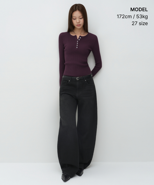 MUSINSA STANDARD WOMAN（ムシンサスタンダードウーマン）の「ウィメンズエッセンシャルカーブデニムパンツ[ウォッシュドブラック]（デニムパンツ・レディース・その他・30/24/25/26/27/28/29）」の2枚目の写真