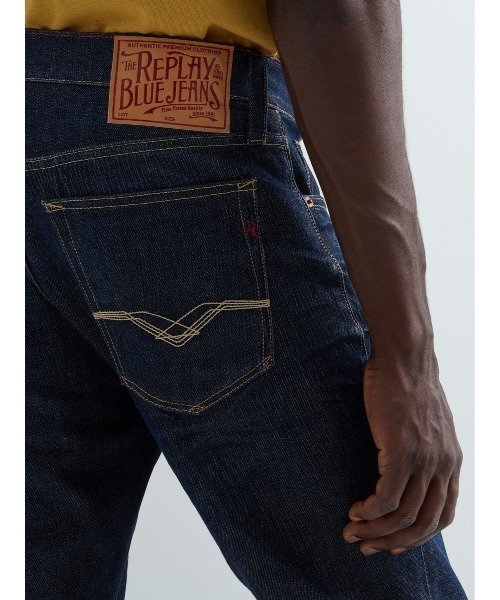 REPLAY(リプレイ)の「ストレートフィットDERYCK オーセンティックデニム(デニムパンツ・メンズ・ダークブルー・W29xL32/W30xL32/W31xL32/W32xL32/W33xL32/W34xL32/W36xL32)」の6枚目の写真