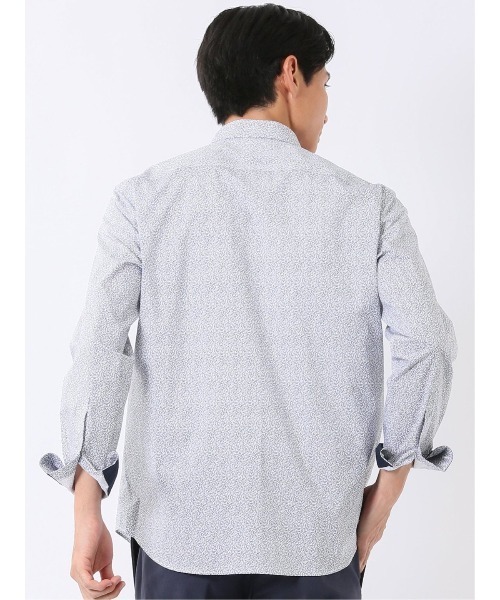TAKA-Q(タカキュー)の「シャツ 長袖 メンズ ストレッチ 綿混 ブロード レギュラーカラー プリント 総柄 小花(シャツ/ブラウス・メンズ・ブルー・MEDIUM/X-LARGE/LARGE)」の3枚目の写真