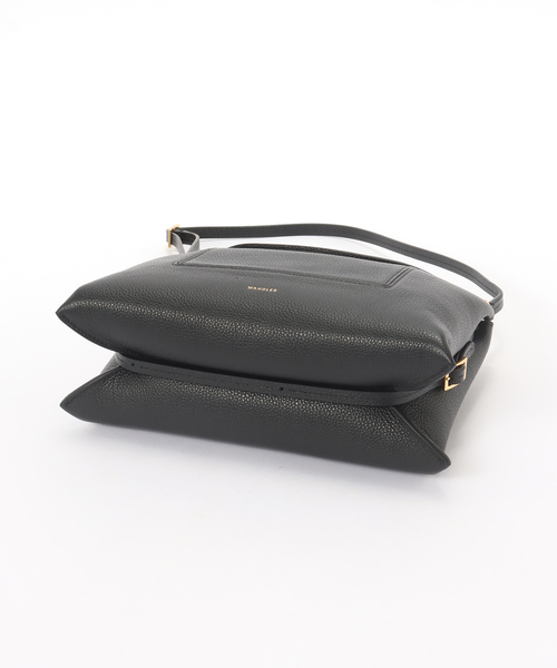 journal standard L'essage(ジャーナルスタンダードレサージュ)の「WANDLER/ワンドラー Penelope Slouch Bag バッグ(ショルダーバッグ・レディース・ブラック・FREE)」の6枚目の写真