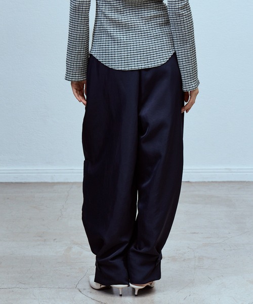 THINGS THAT MATTER（シングス ザット マター）の「NYLON TWILL EASY WORK PANTS / ナイロン ツイル イージー ワーク パンツ（その他パンツ・レディース・イエロー/キャメル/ネイビー・FREE）」の17枚目の写真