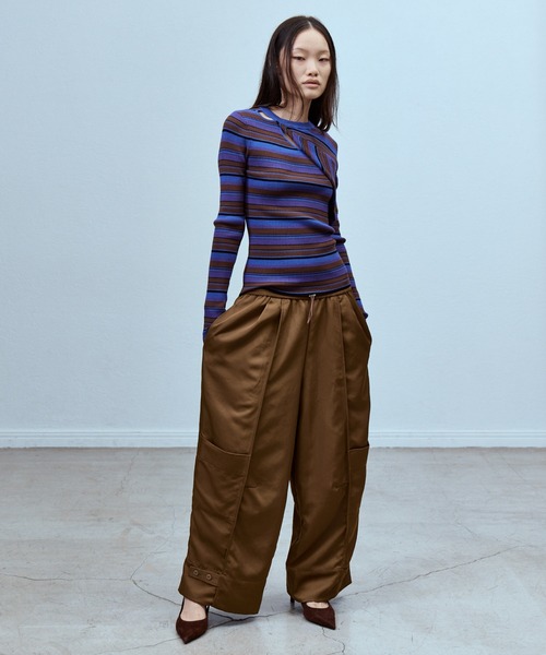 THINGS THAT MATTER（シングス ザット マター）の「NYLON TWILL EASY WORK PANTS / ナイロン ツイル イージー ワーク パンツ（その他パンツ・レディース・イエロー/キャメル/ネイビー・FREE）」の14枚目の写真