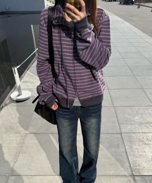LAMPOON(ランプーン)の「パープルボーダーハイネックスエット(ブルゾン・レディース・パープル・SMALL/MEDIUM)」の12枚目の写真