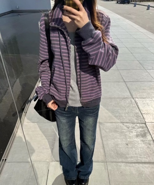 LAMPOON(ランプーン)の「パープルボーダーハイネックスエット(ブルゾン・レディース・パープル・SMALL/MEDIUM)」の13枚目の写真