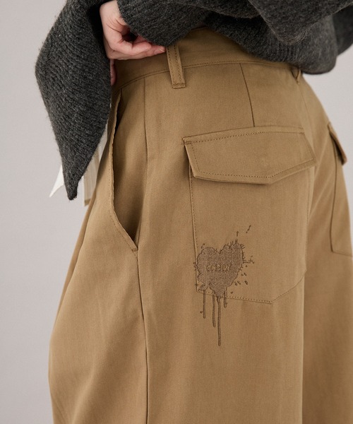 ONCILY(オンシェリー)の「MELTING HEART WIDE CHINO PANTS / メルティングハートワイドチノパンツ(チノパンツ・メンズ・ブラウン/ベージュ/カーキ・SMALL/MEDIUM/LARGE)」の18枚目の写真