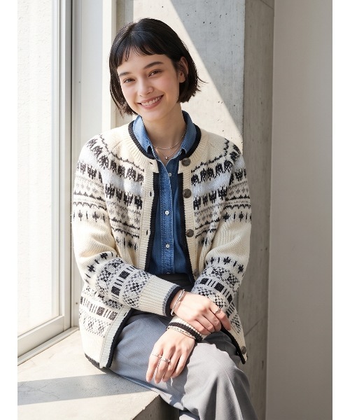 Sew loop(ソーループ)の「ノルディック柄ジャガードクルーネックニットカーディガン(カーディガン/ボレロ・レディース・オフホワイト・FREE)」の5枚目の写真