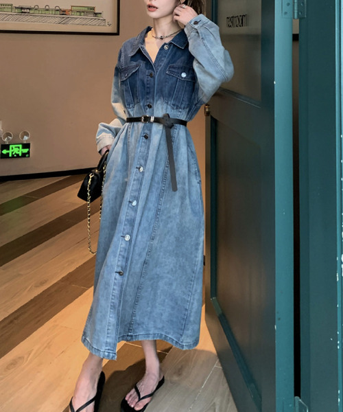 2ly2（トゥーリートゥー）の「ベルト付き デニムワンピース 配色デニム ロングワンピース ウォッシュ加工 長袖（ワンピース・レディース・ブルー・FREE）」の7枚目の写真