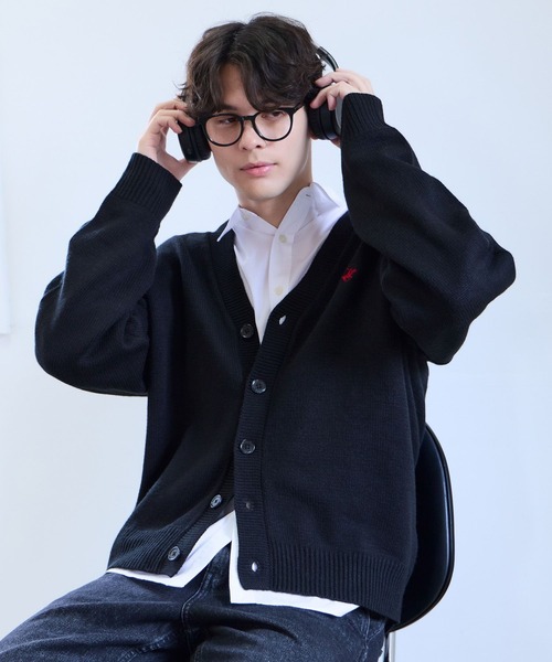 GLOBAL WORK(グローバルワーク)の「【BEVERLY HILLS POLO CLUB】UNISEX/Vネックカーディガン/685692(カーディガン/ボレロ・メンズ・ブルー/ブラック・LARGE/MEDIUM/SMALL)」の5枚目の写真