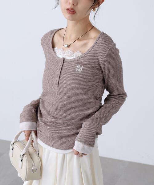 FREE'S MART(フリーズマート)の「レースキャミレイヤード風ヘンリーネックカットソー(Tシャツ/カットソー・レディース・ベージュ/ブラウン/ワンウォッシュ/グレー・FREE)」の3枚目の写真