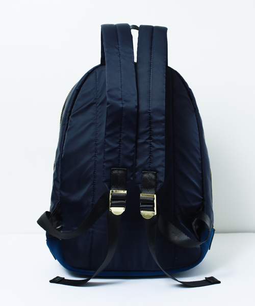 Legato Largo(レガートラルゴ)の「【Legato Largo】レガートラルゴ ナイロンリュック/バックパック(バックパック/リュック・レディース・ブラック/ネイビー/キャメル/カーキ/マルチ・FREE)」の14枚目の写真