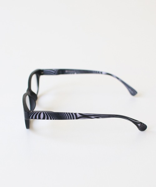 CANAL JEAN(キャナルジーン)の「DULTON READING GLASSES リーディンググラス/YGH55(メガネ・レディース・ゼブラ/ブラック・20/10/15 )」の8枚目の写真