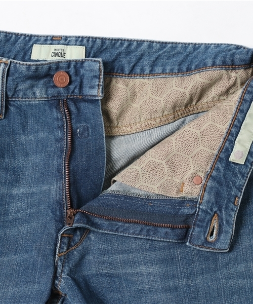 INCOTEX(インコテックス)の「INCOTEX ヴィンテージ加工ジーンズ SKY-D(デニムパンツ・メンズ・ネイビー・31/32)」の5枚目の写真