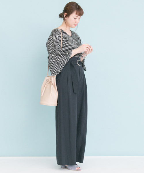 URBAN RESEARCH（アーバンリサーチ）の「 UR BACKリボンギンガムブラウス （シャツ/ブラウス・レディース・ブラック/サックスブルー/ベージュ・FREE）」の5枚目の写真