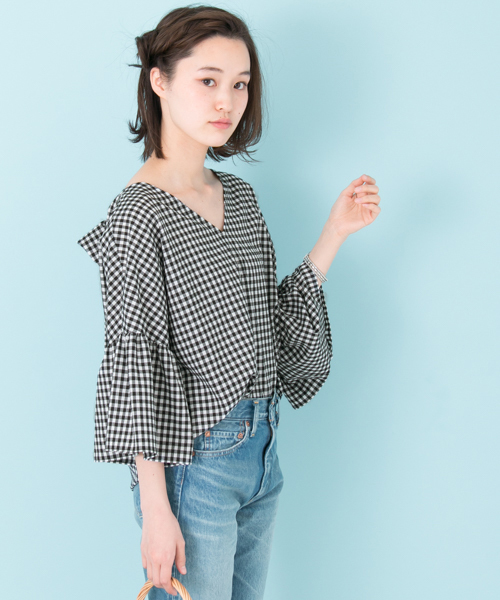 URBAN RESEARCH（アーバンリサーチ）の「 UR BACKリボンギンガムブラウス （シャツ/ブラウス・レディース・ブラック/サックスブルー/ベージュ・FREE）」の6枚目の写真