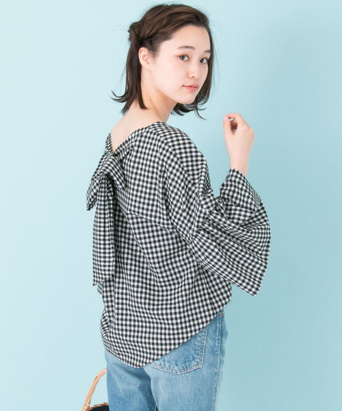 URBAN RESEARCH（アーバンリサーチ）の「 UR BACKリボンギンガムブラウス （シャツ/ブラウス・レディース・ブラック/サックスブルー/ベージュ・FREE）」の7枚目の写真